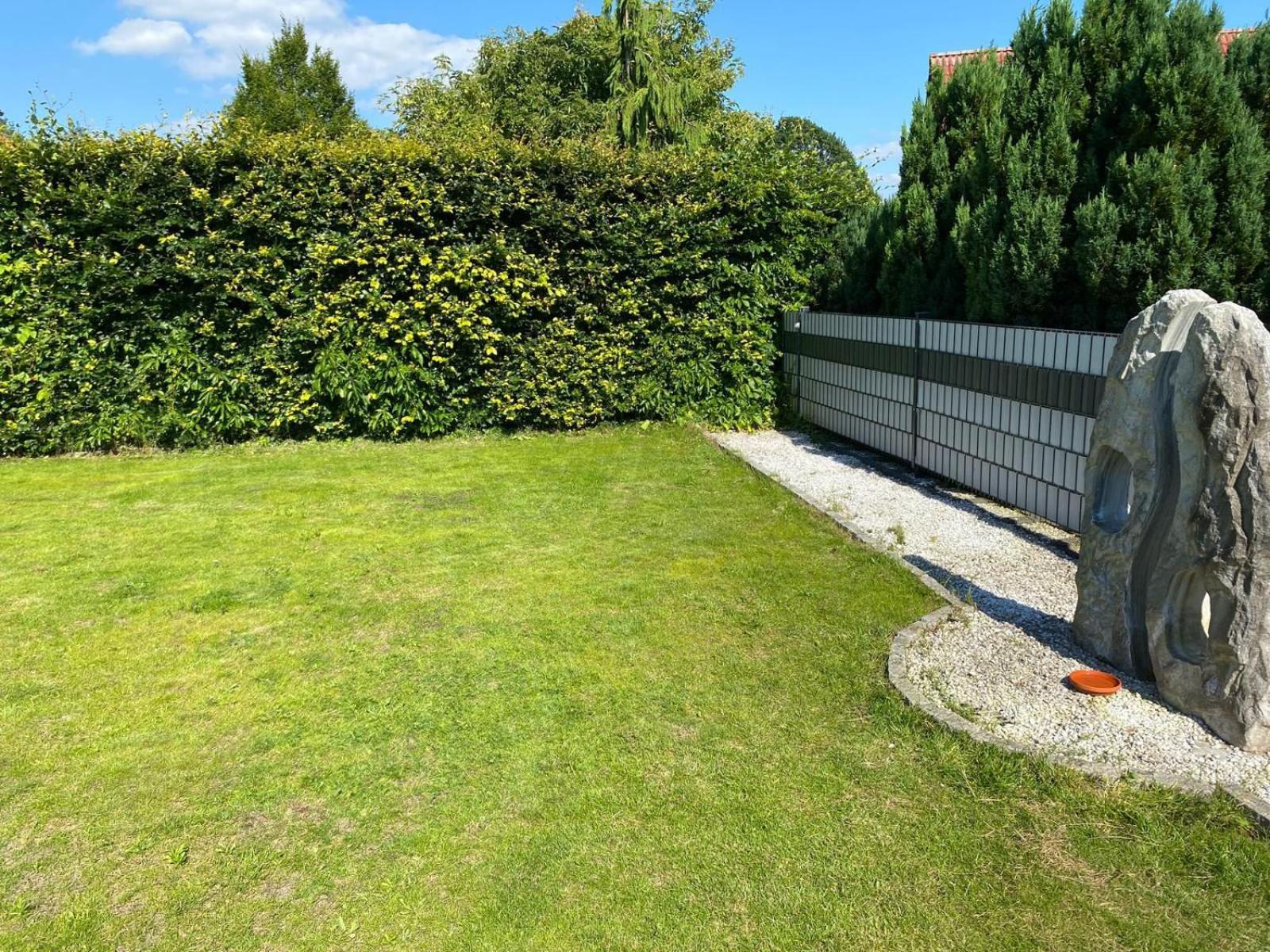 Oara Comfort Home, 160qm Mit Garten Apartment