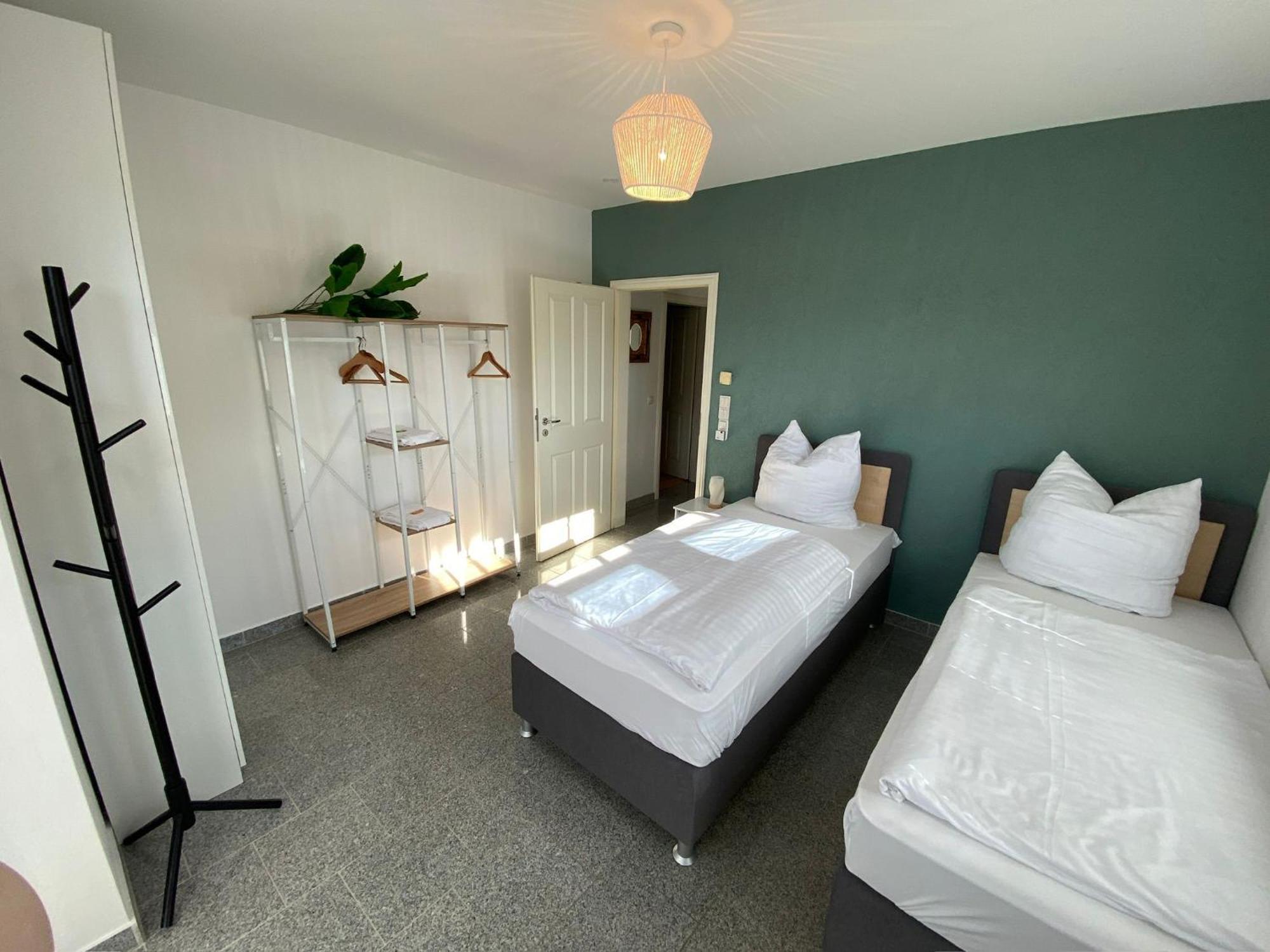 Oara Comfort Home, 160qm Mit Garten Apartment *
